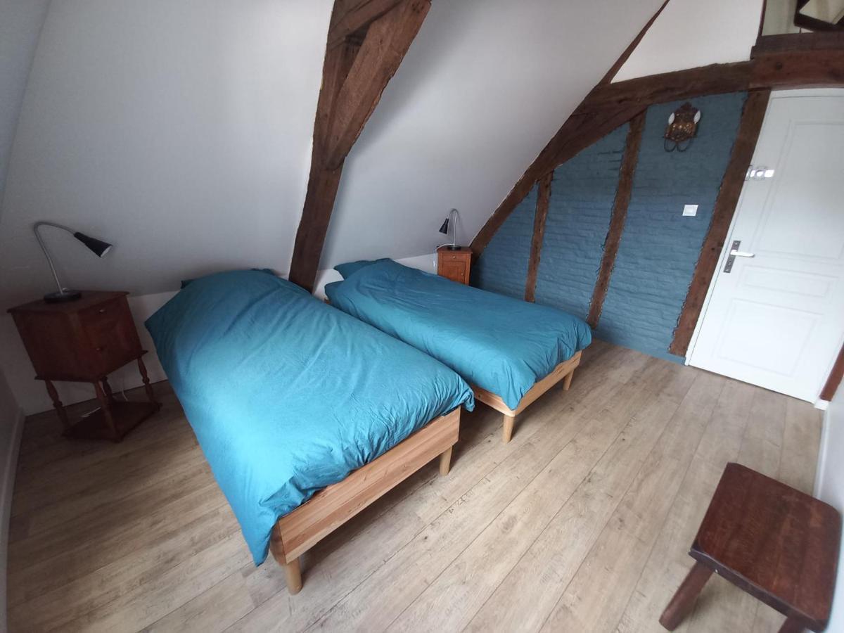 Le Gite Des Geants Le Quesnoy  外观 照片